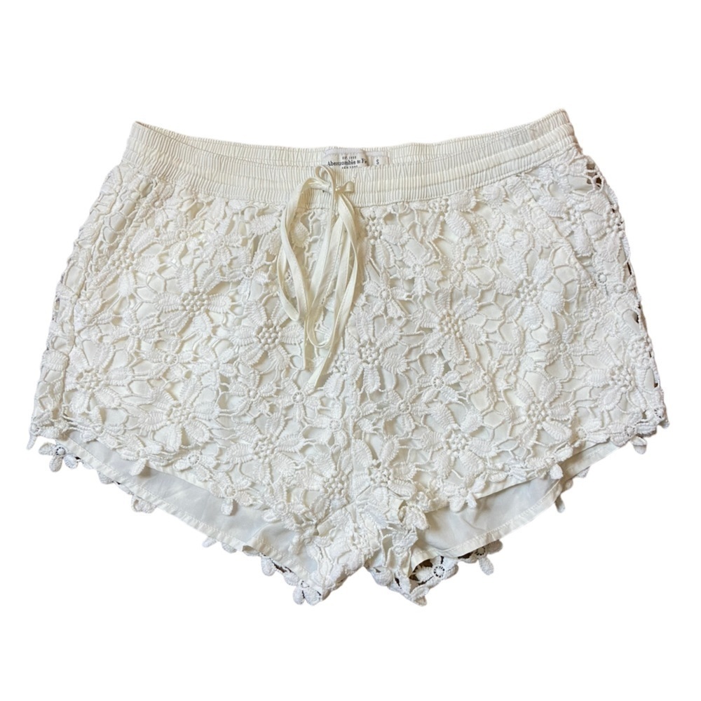 Jessica Simpson Embroidered Flower Drawstring White Shorts